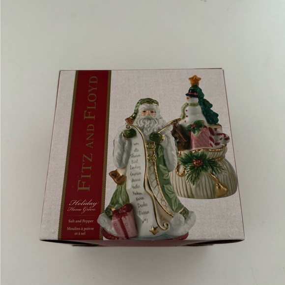 FITZ & FLOYD Holiday Home Green Santa Salt and Pepper Set - Picture 3 of 6